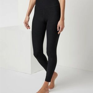 Vuori clean elevation leggings
